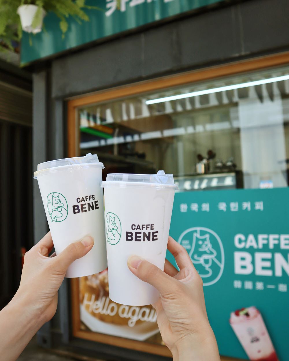 人氣韓國連鎖咖啡 CAFFEBENE 入駐!